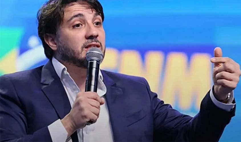 Partido Missão oficializa Renan Santos à Presidência