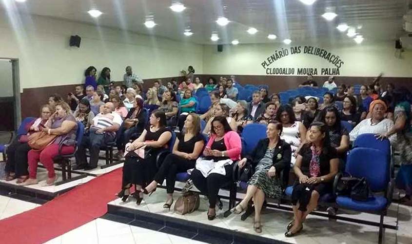Capital é representada em evento para mulheres em Guajará-Mirim