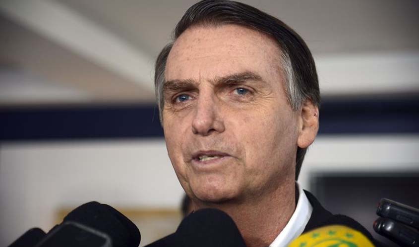 Bolsonaro prepara pacotão de medidas e vai conversar com o Congresso
