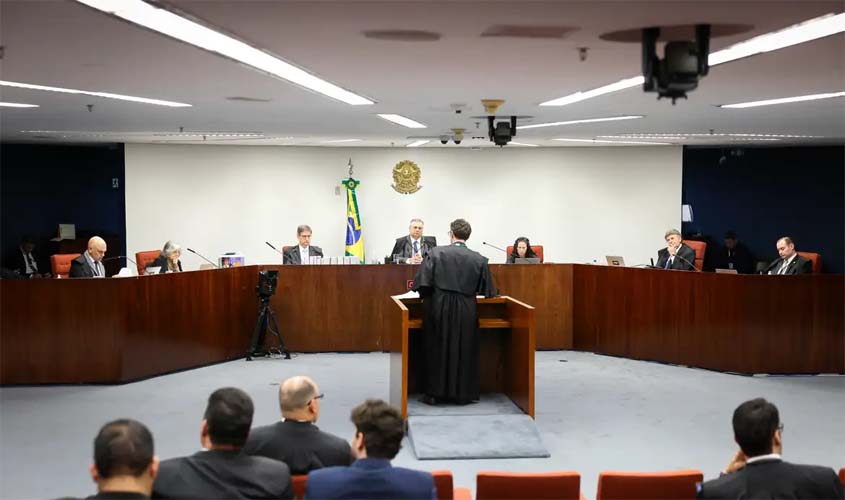 Moraes vota por condenar sete réus do golpe