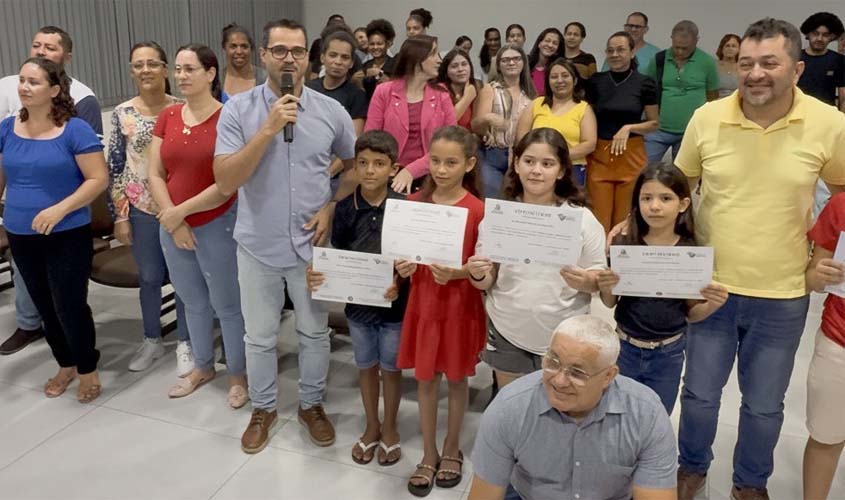 Escola do Legislativo oferece cursos em seis municípios