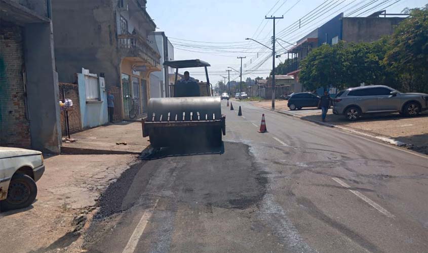 Prefeitura intensifica tapa-buracos antes do período chuvoso