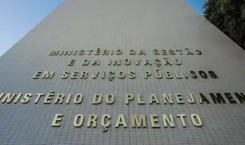 Lei obriga órgãos públicos a usar comunicação clara