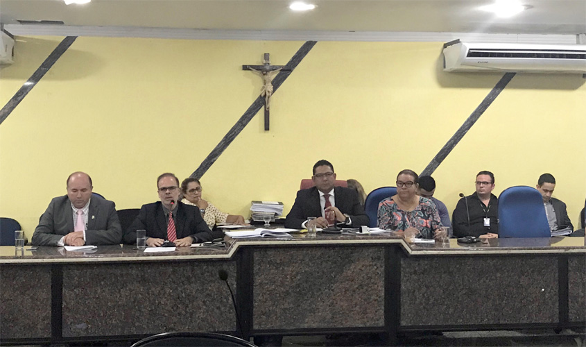 Câmara Municipal de Porto Velho aprova Refis e retira de pauta projeto do estacionamento rotativo