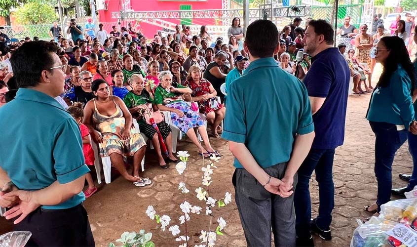 Deputado Alex Redano acompanha entrega de cestas básicas em Porto Velho