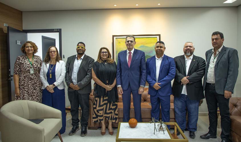 Presidente do TJRO recebe representantes dos servidores
