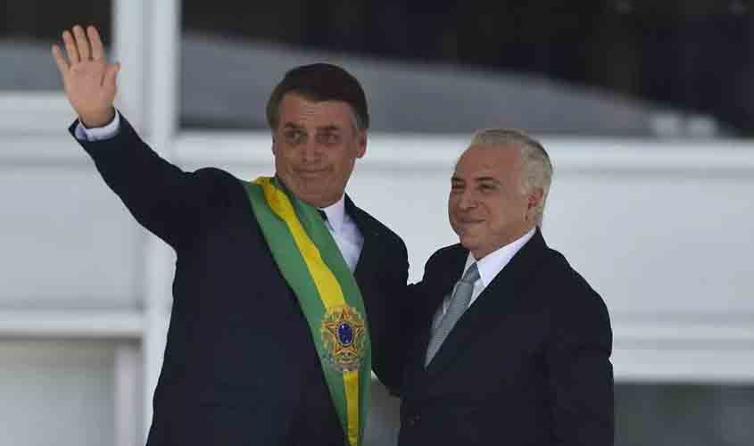 Bolsonaro perde elites e não ganha povão
