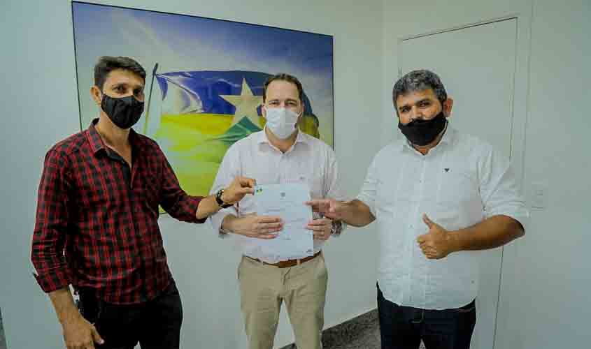 Santa Luzia do Oeste vai receber R$ 100 mil para a compra de medicamentos e insumos