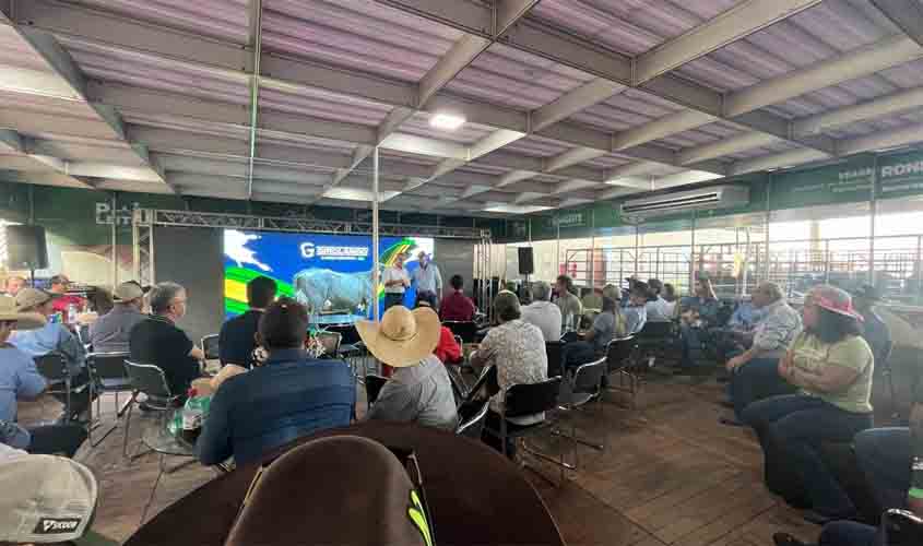 Oportunidades e desafios para criadores da raça Girolando são debatidos na Rondônia Rural Show Internacional