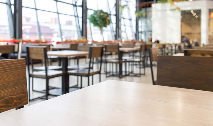Justiça condena restaurante após caso de racismo