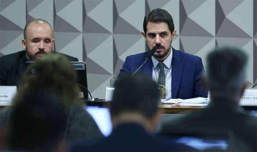 Atos violentos de dezembro estão conectados, diz delegado à CPMI