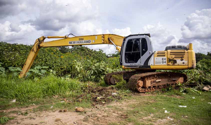 Mais de 17 milhões são investidos em equipamentos para a secretaria de obras