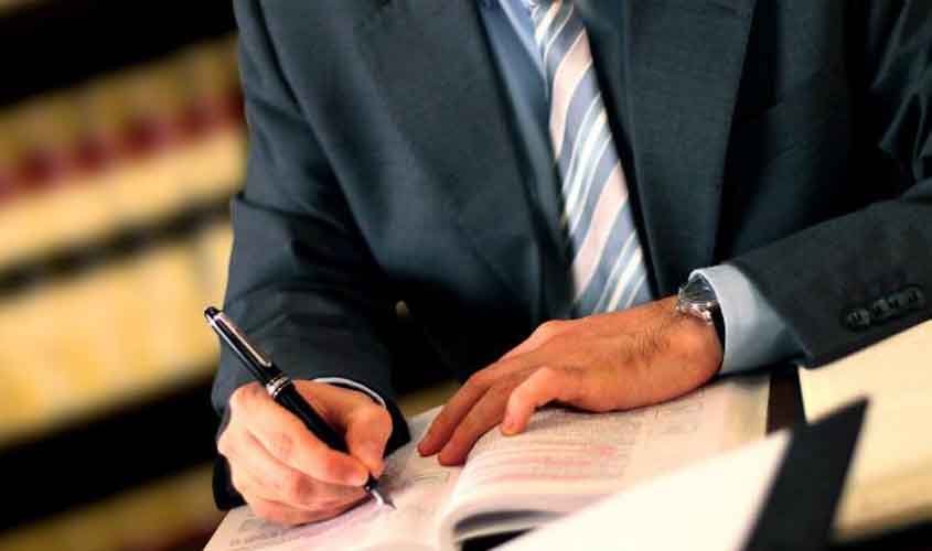 Exercício ilegal da advocacia: o que diz a legislação e quais são as punições