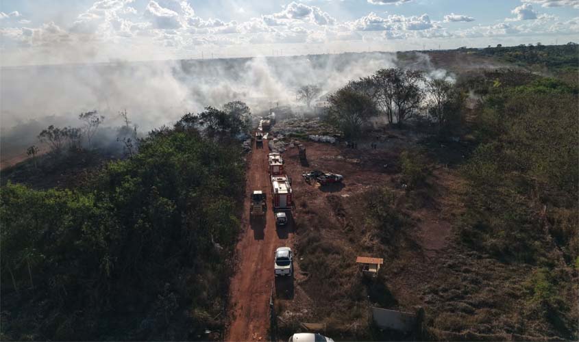 Ação integrada controla incêndio na Vila Princesa