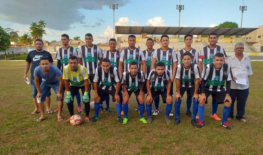 Escolas Pérola e Antônio Prado se alternam no pódio do Futsal Região 1 do JEAR 2019