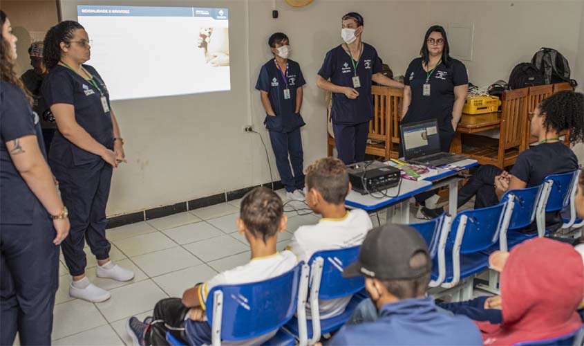 Palestras debatem combate às drogas e prevenção à gravidez na adolescência