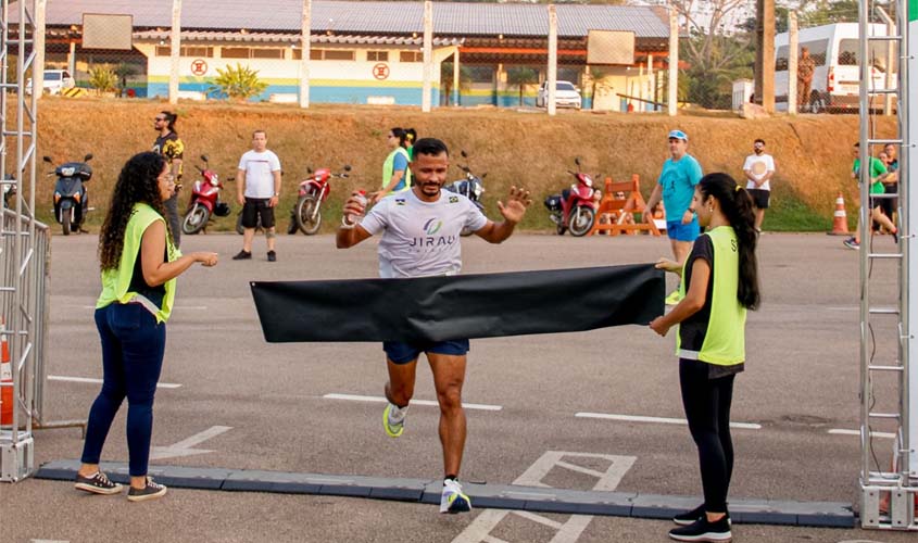 Patrocinado pela Jirau Energia, colaborador é bicampeão de corrida de rua em Porto Velho