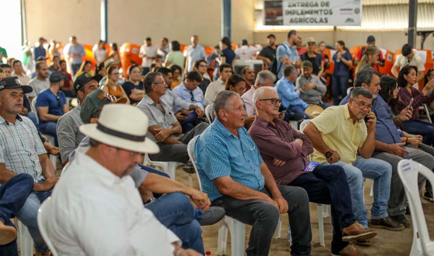 Governo de Rondônia entrega implementos agrícolas a 12 municípios do Estado