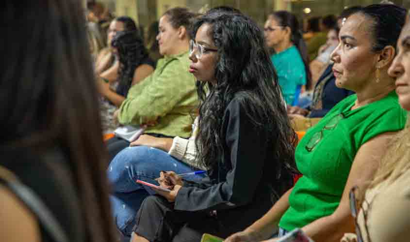 Evento comemora e promove reflexão sobre a violência contra a mulher