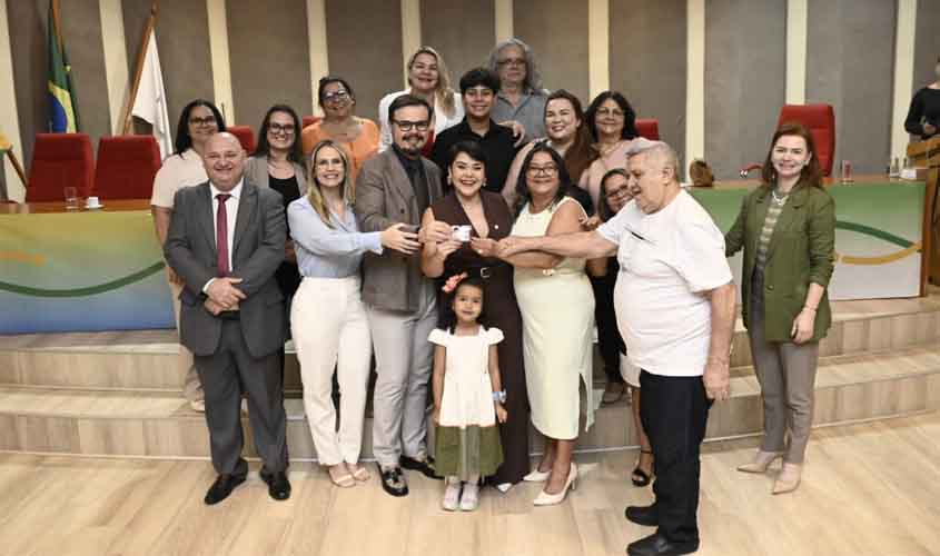 Filha de professores, advogada por determinação: Conheça a trajetória inspiradora de Bárbara Bentes Moreira