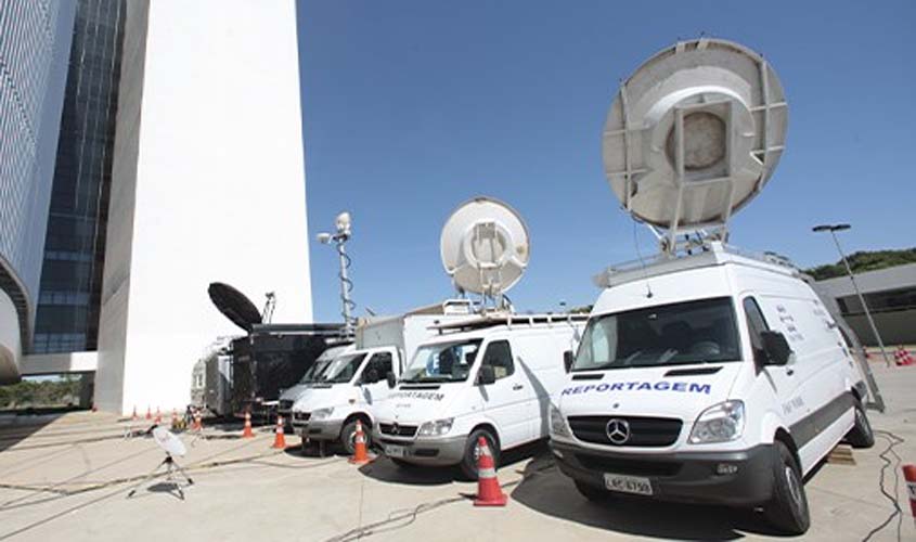 Emissoras terão 17 vagas para carros de link no 1º turno