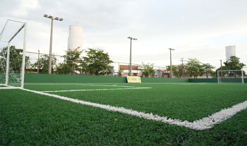 Prefeitura inaugura quadra de futebol no Morar Melhor