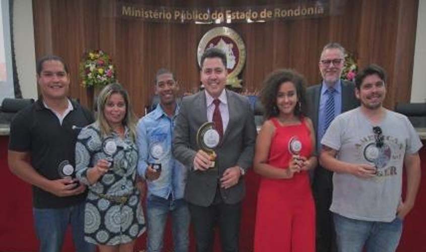 Marcado por pluralidade de temas, Prêmio MPRO de Jornalismo anuncia vencedores em solenidade com a presença de Corregedor Nacional