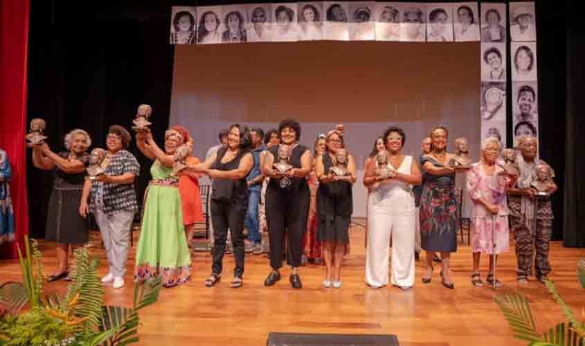 Prefeitura de Porto Velho e parceiros realizam preparativos para a entrega do “Prêmio Mulheres Negras, que escreveram história”