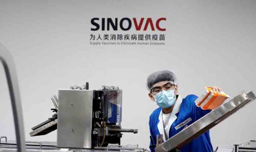 Anvisa certifica fábrica da Sinovac e vacina chinesa avança no Brasil