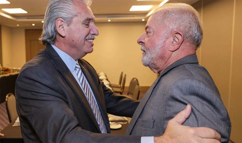 Lula se reúne hoje com presidente argentino e cita parceria antiga