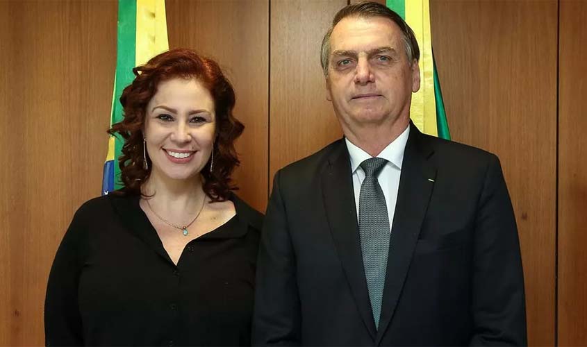 Bolsonaro se diz traído por Zambelli, que teria feito acordo com Moraes para não ser presa