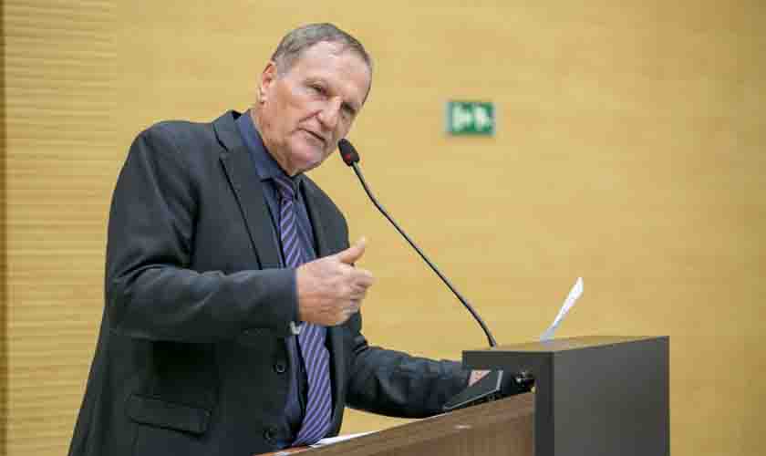 Adelino Follador anuncia criação de CPI para investigar laticínios