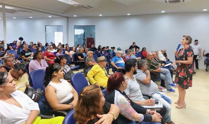 Assembleia dos Trabalhadores/as em educação de Porto Velho delibera paralisação e mobilização pela valorização profissional