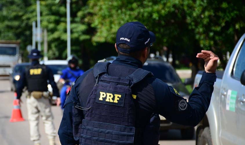 PRF cumpre mandados e recaptura foragido em RO
