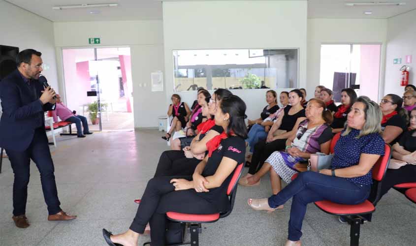 Prefeitura realiza oficina de empoderamento da mulher com foco na empregada doméstica