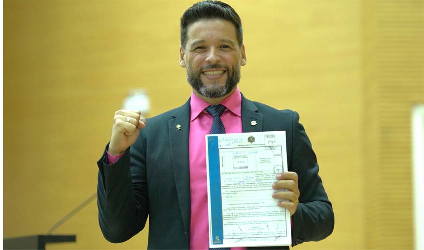 Lei combate violência institucional contra PCDs no estado