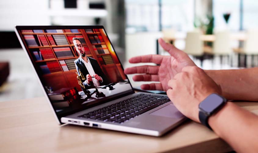 Sustentação oral eletrônica deve valer em julgamento presencial