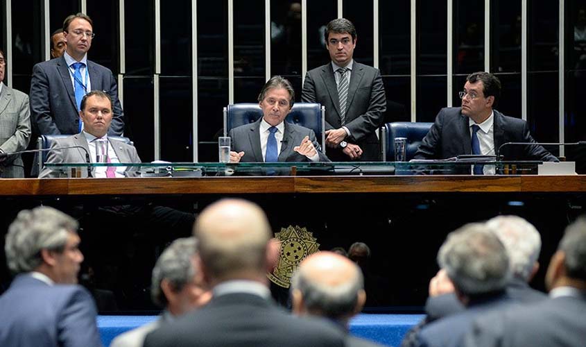 Senadores pedem ação decisiva do Congresso para solucionar crise dos combustíveis