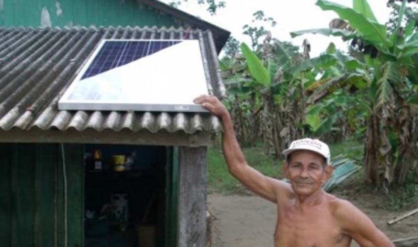 Energia solar beneficia 25 famílias da Flona de Humaitá