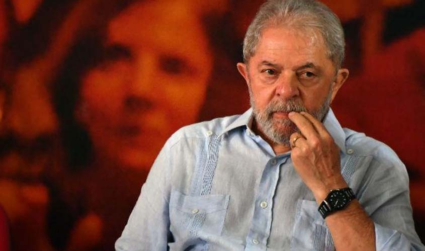 Fachin nega recurso de Lula e julgamento é cancelado no Supremo