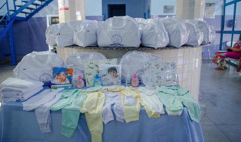Mais de 2 mil enxovais e kits de higiene pessoal foram entregues na Maternidade Mãe Esperança