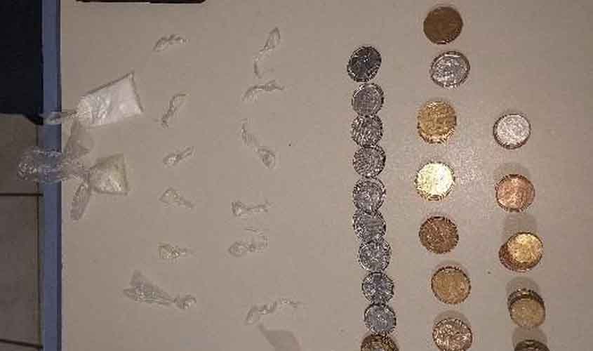 TRÁFICO DESCOBERTO: POLÍCIA FLAGRA DROGAS E CRIANÇAS EM CASA USADA COMO BOCA DE FUMO