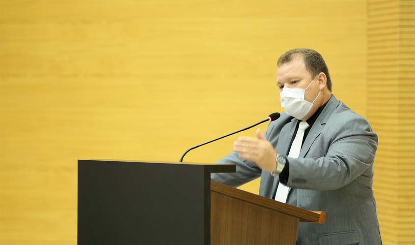 Dr. Neidson apresenta preocupações com a situação dos hospitais da capital