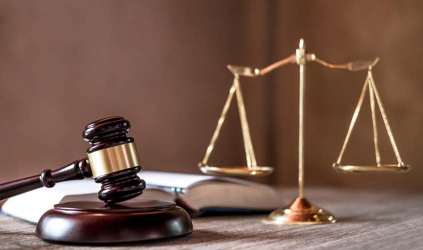 Tentativa de feminicídio: Tribunal do Júri condena homem que ateou fogo em enteada e sogra