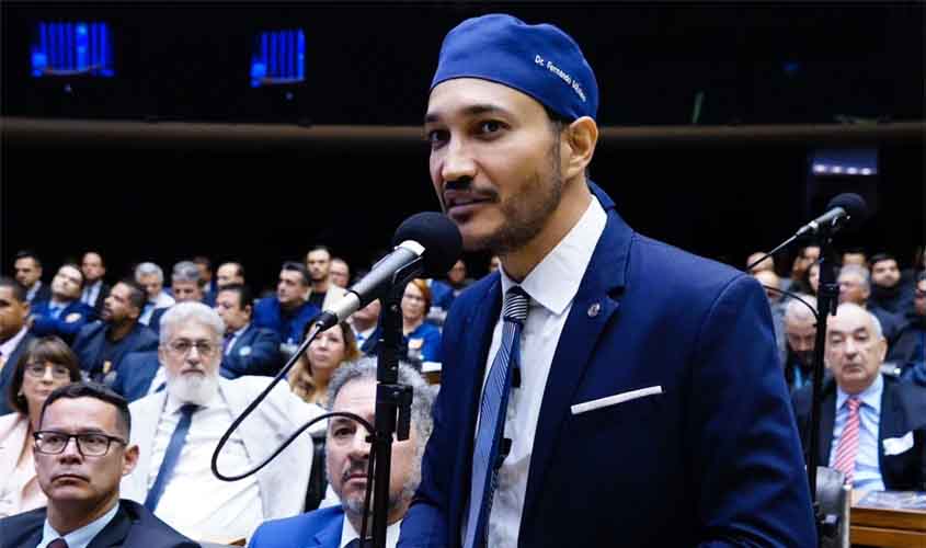 Advogado rondoniense protocola representação contra o deputado federal Fernando Máximo por suposta quebra de decoro na Câmara