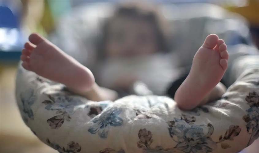 Por unanimidade, STF iguala tempo de licenças-maternidade e adotante