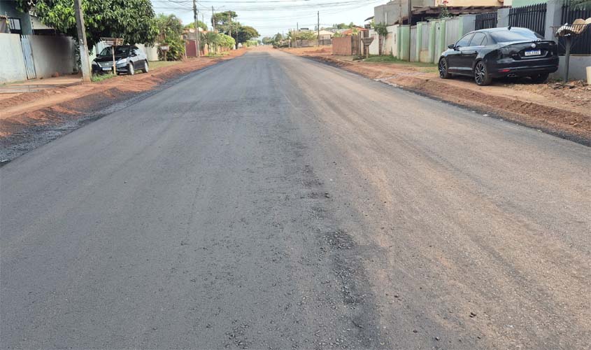 Rua H, no Cidade Alta, recebe pavimentação