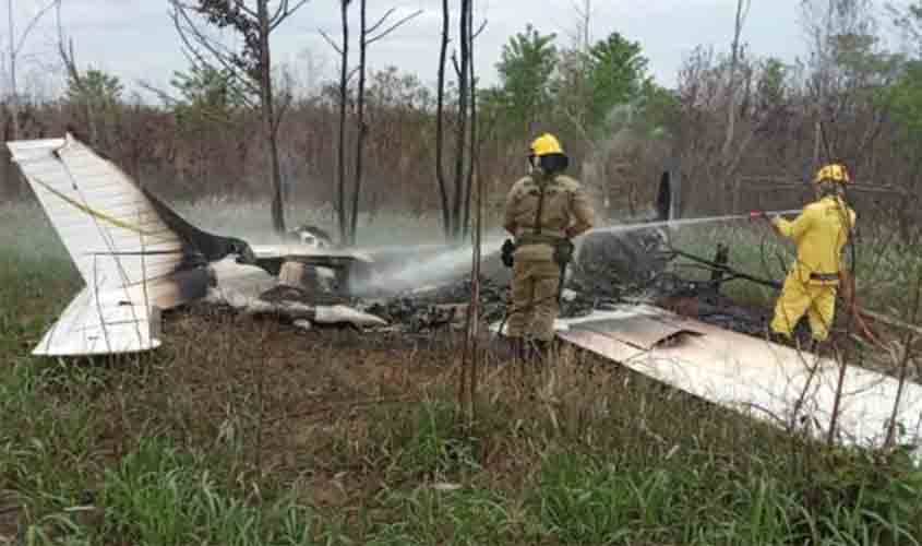 FAB intercepta avião que entrou irregularmente em território nacional