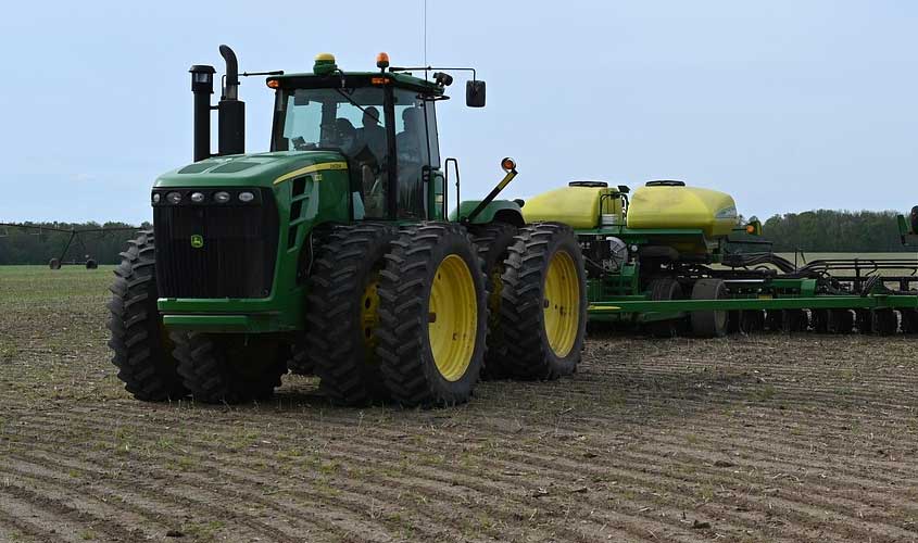 Como preparar a frota agrícola para o início do plantio da safra de verão