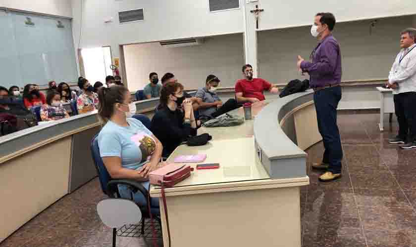 Escola do Legislativo desenvolve três cursos durante a semana